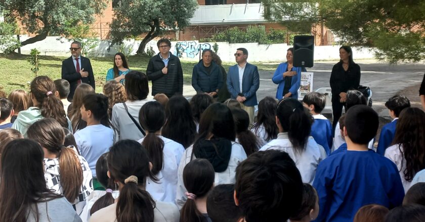 Vasto, alla primaria “Martella” piantati agrumi e inaugurata l’aula all’aperto
