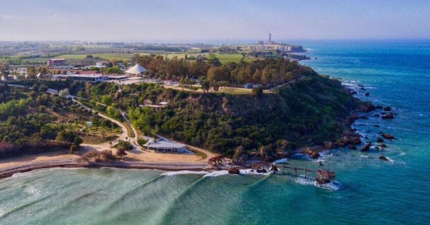Pdmc, Litorale Vivo: “Il Surf a Vasto si fa a Vignola. Non ci si può prendere in giro. L’onda della Grotta del Saraceno patrimonio unico dell’Adriatico”