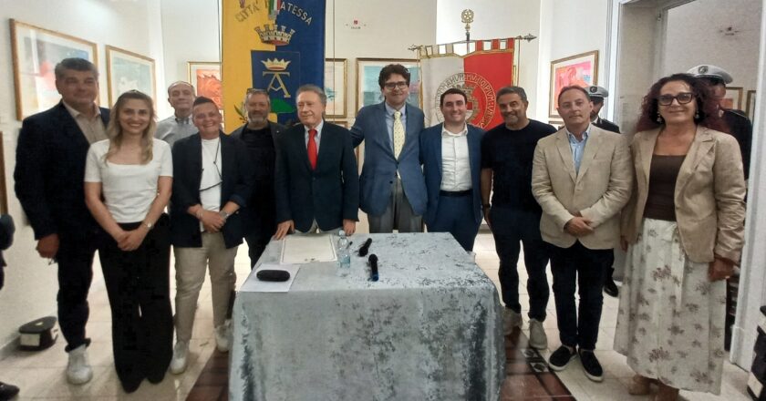 Siglato il patto di amicizia tra Vasto e Atessa: l’iniziativa nasce dal progetto del presepe per il Vaticano