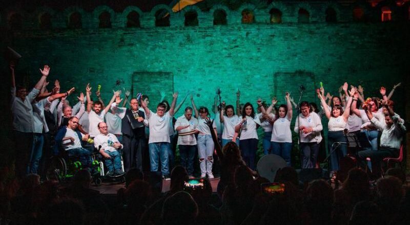 Domani 28 giugno torna ai Giardini d’Avalos l’imperdibile concerto de “L’ottava nota” di Anffas Vasto