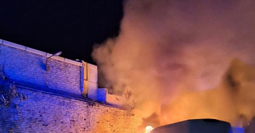 Vasto, due furgoni andati a fuoco in piena notte