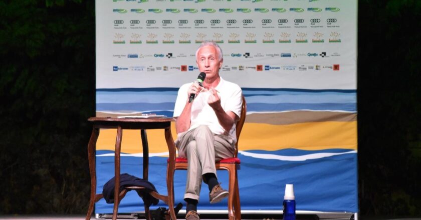 Vasto d’Autore Festival, Arena gremita per la lectio di Marco Travaglio
