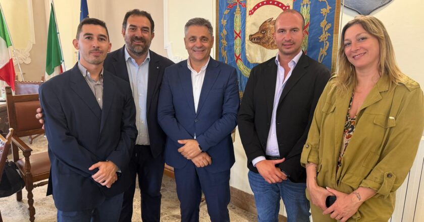 “La Provincia che Vogliamo”: deludenti le linee programmatiche del Presidente Menna. Dopo oltre dieci anni di governo, gli alibi non bastano più.