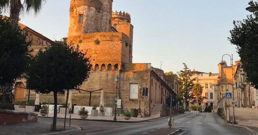 Grande Vasto, la politica ora spinge: “Dobbiamo unirci per contare di più, a tutti i livelli”