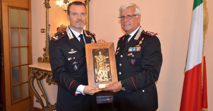 Il Generale di Corpo d’Armata Nicola Massimo Masciulli saluta il comando Legione Carabinieri “Abruzzo e Molise