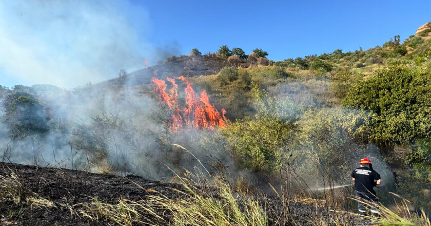 Fiamme in Contrada Forconi, nuovo intervento dei soccorritori