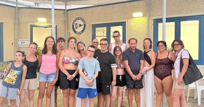 Vasto, mare senza barriere: successo per la storica uscita in barca nell’ambito del progetto Sport@bility