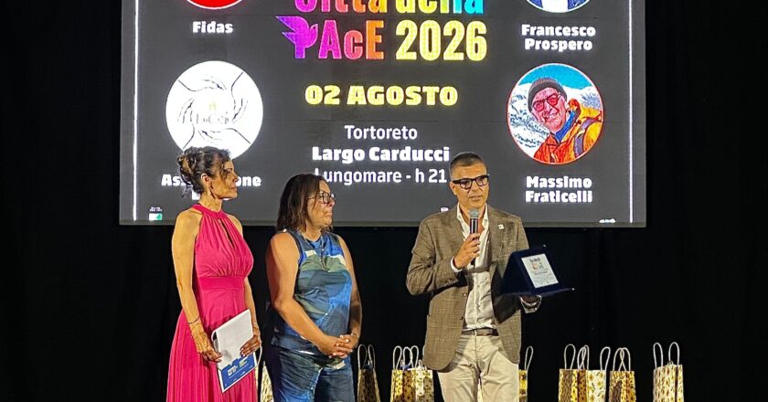 Francesco Prospero insignito del Premio nazionale “Don Tonino Bello” per l’impegno nella legalità