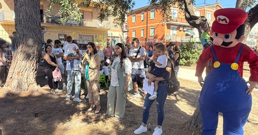 Suona la prima campanella all’IC “Gabriele- Rossetti”: accoglienza di festa per i banchi di Vasto e la sorpresa Super Mario