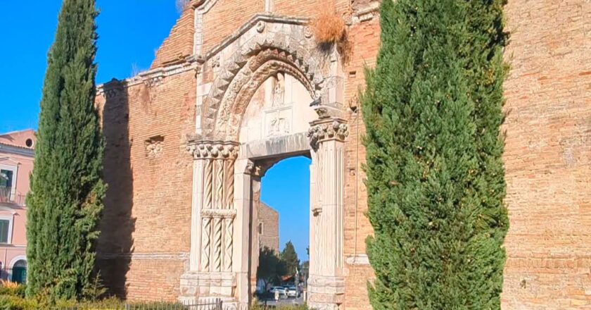 A breve al via i lavori di consolidamento e restauro del Portale di San Pietro di Vasto