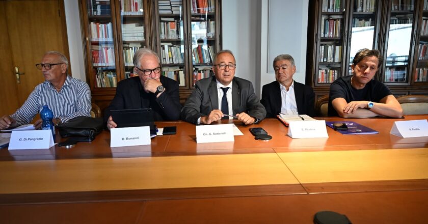Legge elettorale, Azione dice no a tutte le proposte: “Il collegio unico cancella la rappresentanza dei territori e accelera lo spopolamento delle aree interne”
