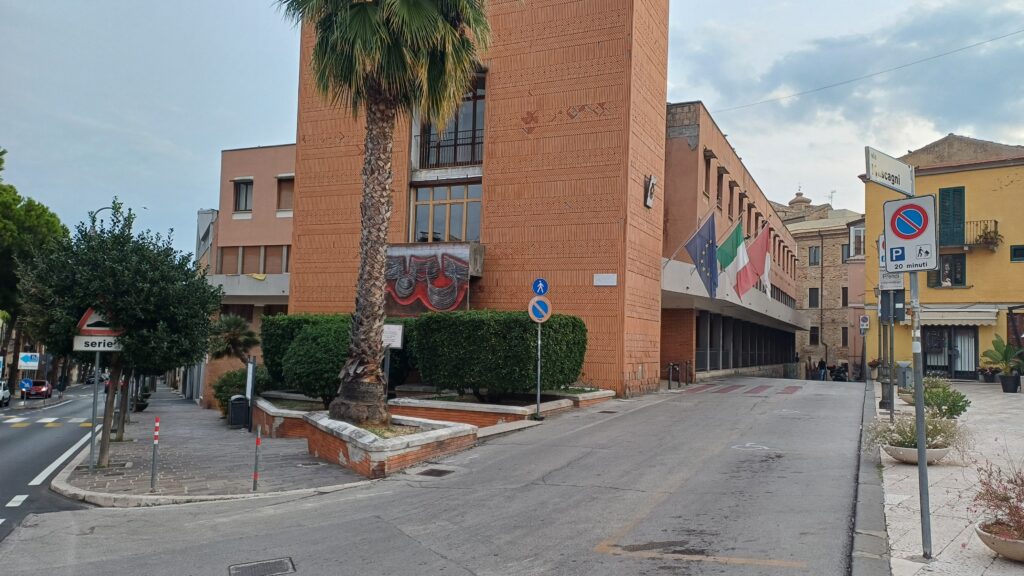 Comune, Municipio